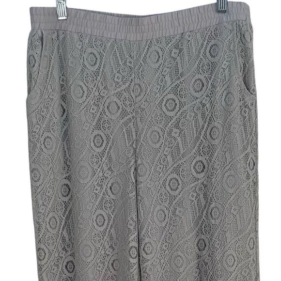 Chico's Wide Leg Palazzo Pants Women's Size 1.5 Med. Taupe Lace Overlay Pull-on - Picture 3 of 15